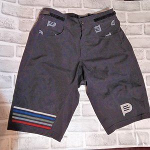 DNA Cycling Shorts Podium Unisex L Black Italy 9.5" Inseam DNA Cycling adjustabl